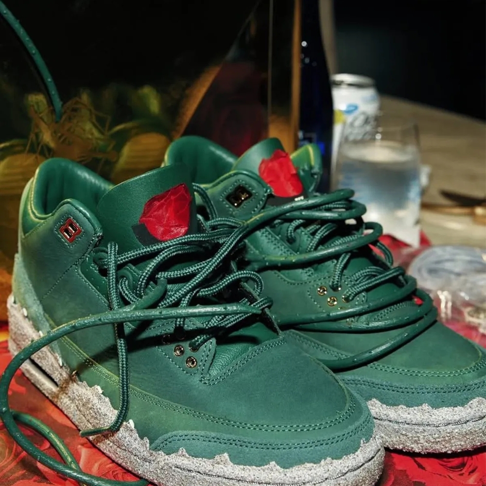 Signed Jordan 3 X Teyana Taylor Concrete Rose - Signed Box. Size 6